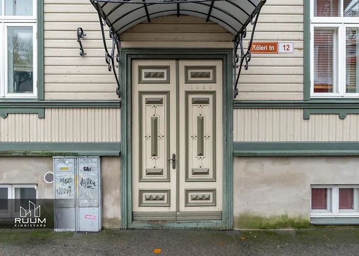 Lägenhet Elegant 2-bedroom In Kadriorg